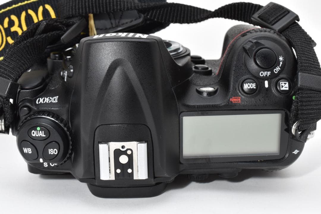 ★撮影枚数1,179枚・美品★Nikon ニコン D300 ボディ #21554