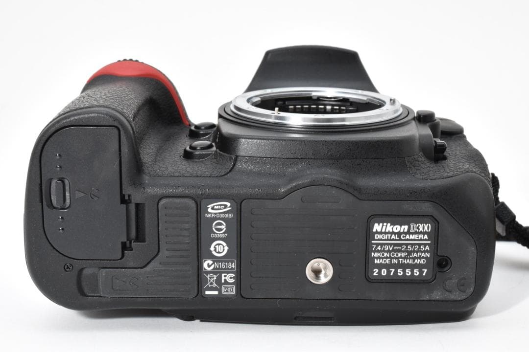 ★撮影枚数1,179枚・美品★Nikon ニコン D300 ボディ #21554
