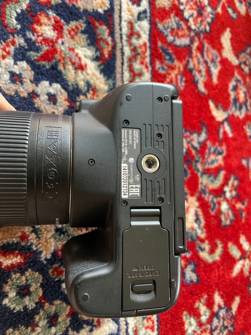 状態良い　キャノン EOS Kiss X10 マイク、予備バッテリーおまけ多数