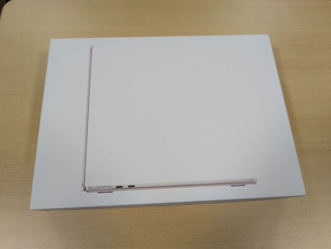 MacBook air M2 メモリ16GB SSD256GB