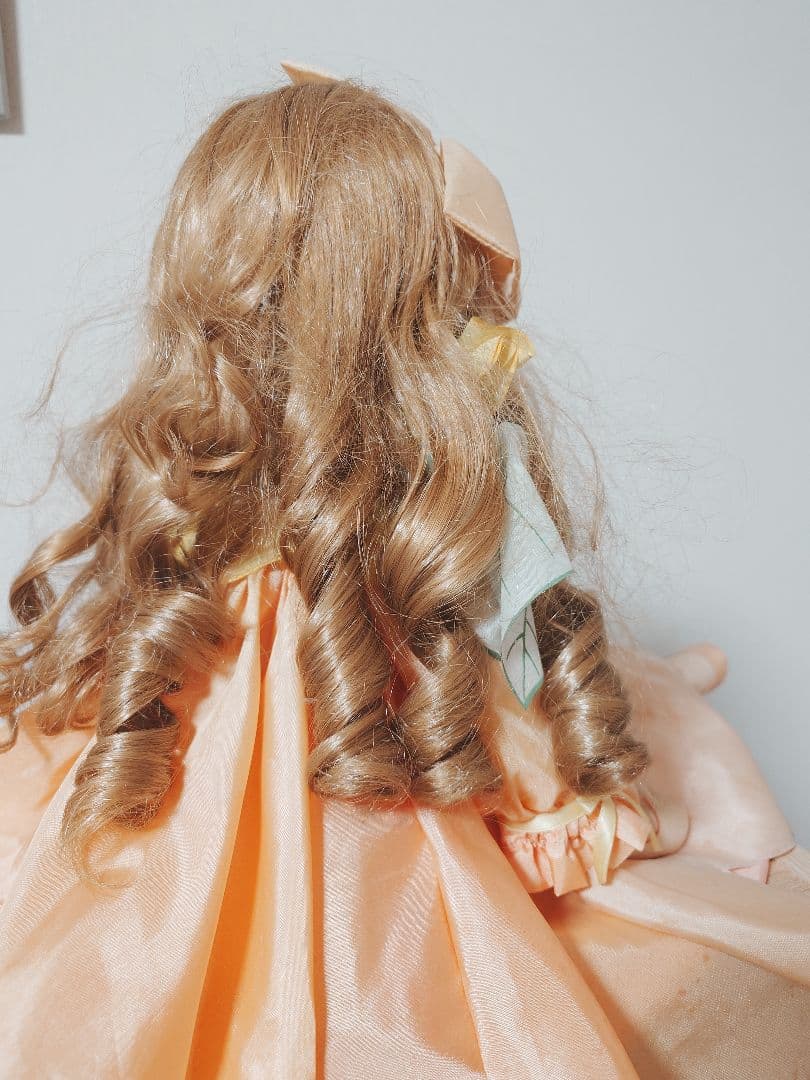 mundia フランス人形　ドール　西洋