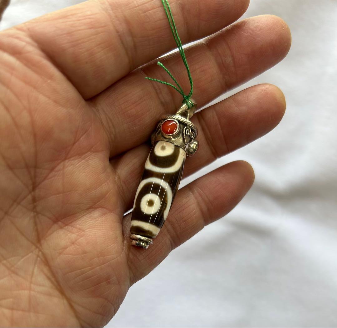 値下げしましたチベットジービーズ天珠