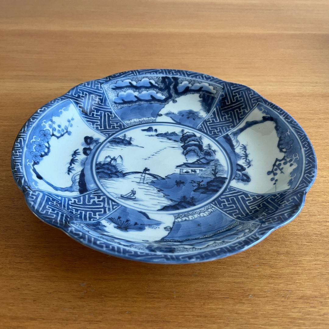 古伊万里 染付 楼閣山水図 皿（時代箱付）φ21.9cm