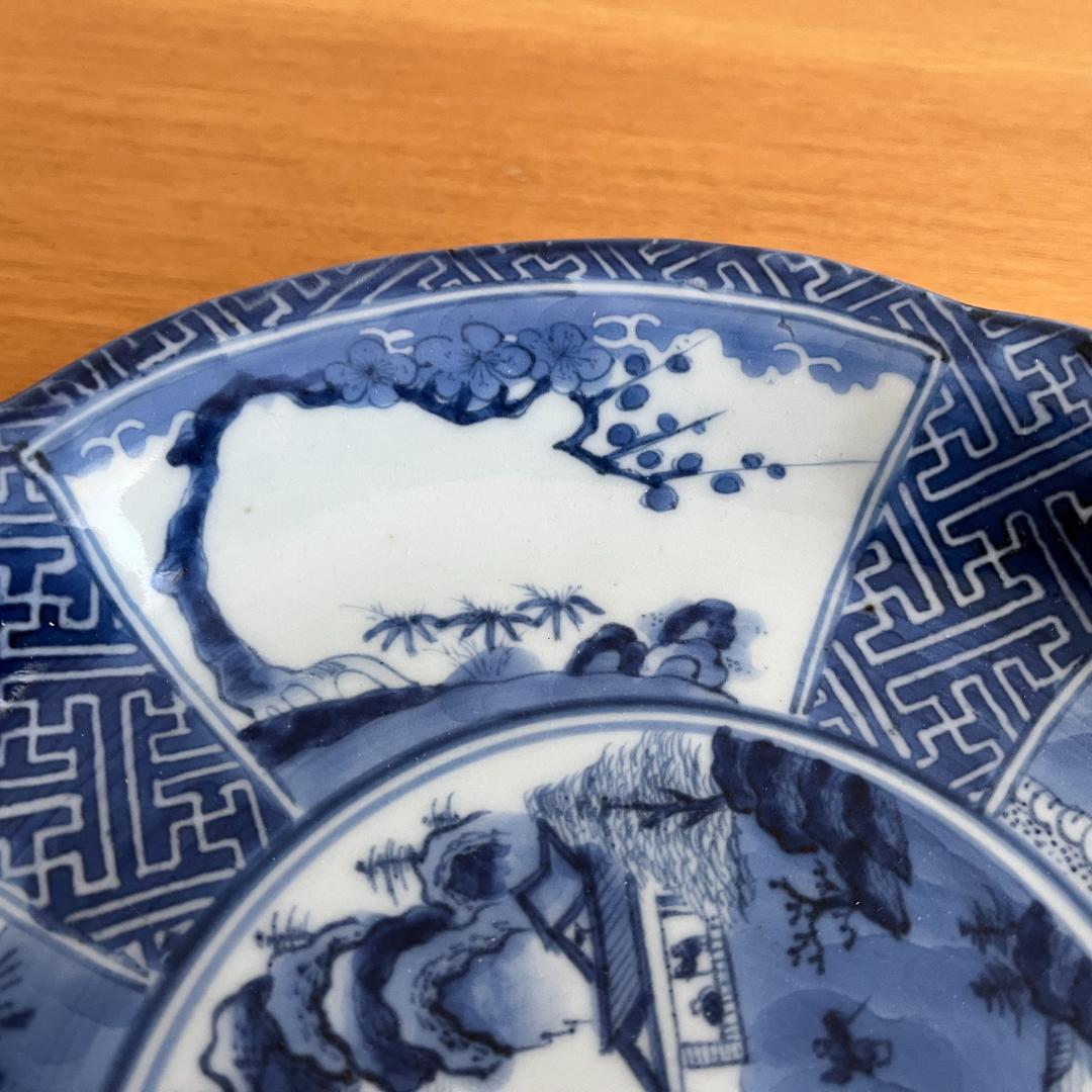 古伊万里 染付 楼閣山水図 皿（時代箱付）φ21.9cm