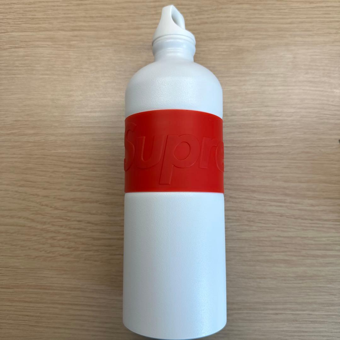 Supreme Sigg Bottleトラベラーウォーターボトル