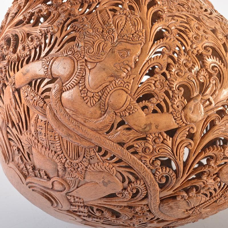 仏教美術　椰子の実彫刻　神獣透　ランプシェード　C　R7318