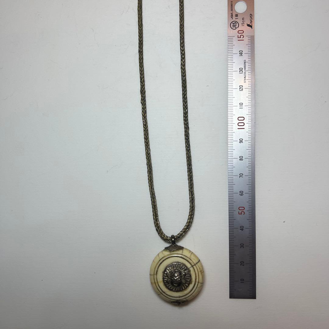 太陽神モチーフ 天然ボーン（骨）ヴィンテージネックレス