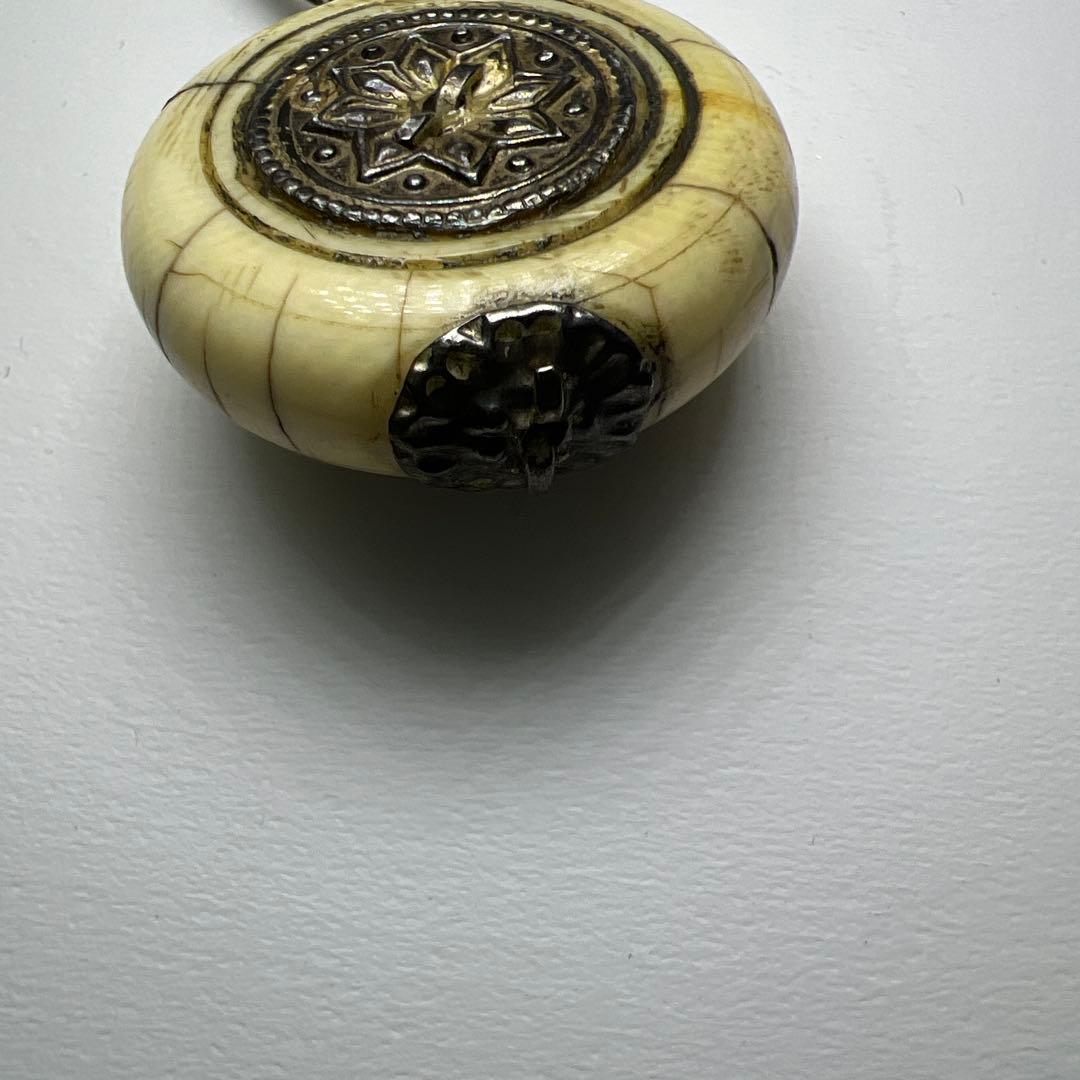 太陽神モチーフ 天然ボーン（骨）ヴィンテージネックレス