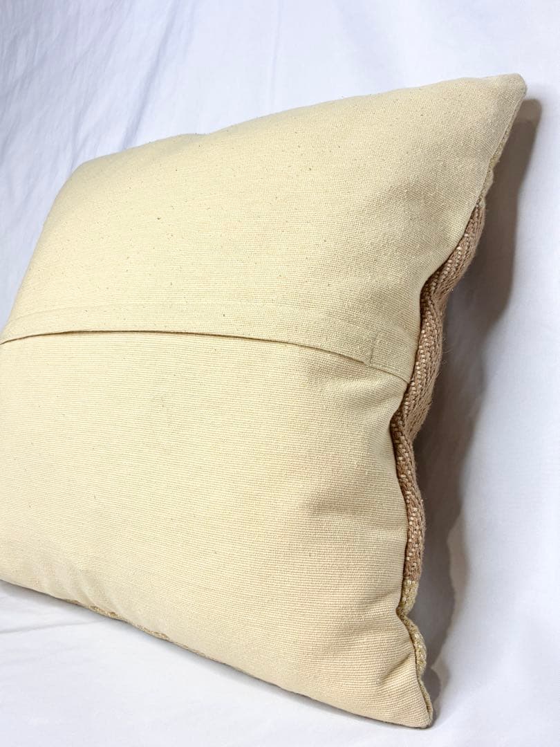 ▲廃番▲　ZARA 　ザラホーム　45x45cm　キリム　クッション