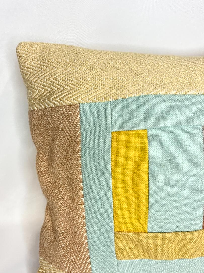 ▲廃番▲　ZARA 　ザラホーム　45x45cm　キリム　クッション