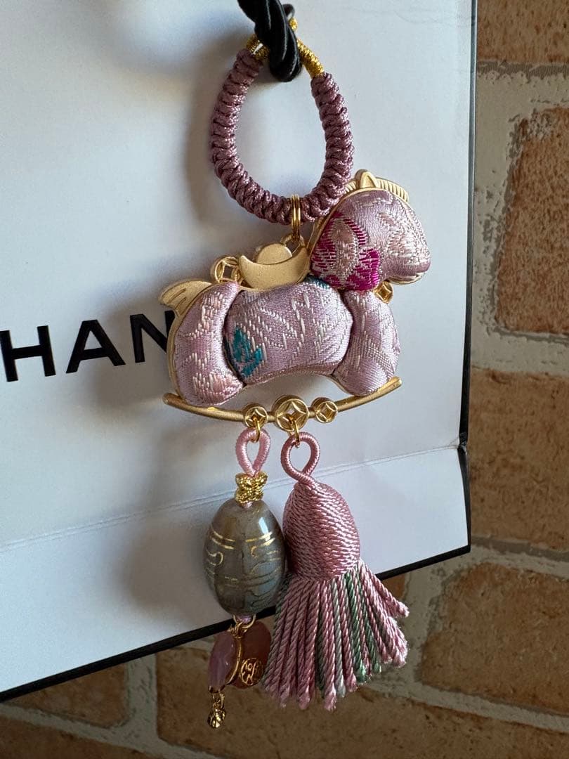 売約済み　中国伝統の織物のキーホルダーに無界法器金線天珠