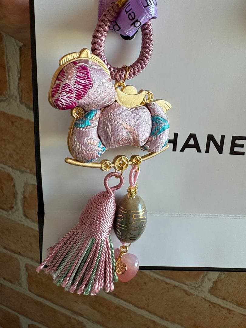 売約済み　中国伝統の織物のキーホルダーに無界法器金線天珠