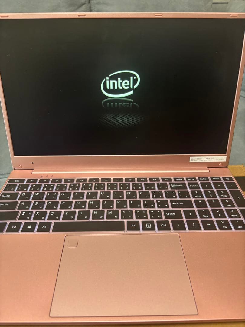 ローズゴールド 15.6インチ ノートPC Intel