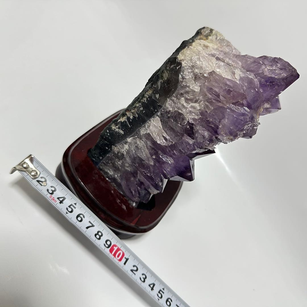 18cm アメジスト　結晶の置物 木製台座付き　原石