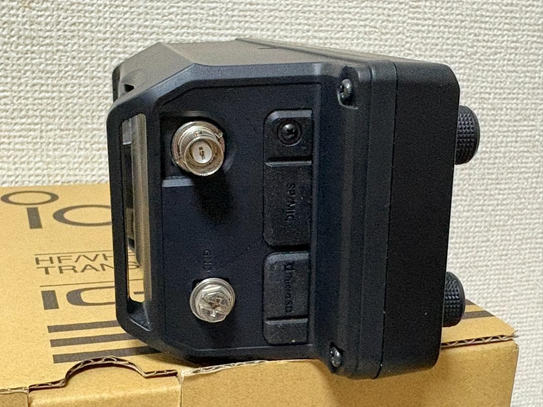 ICOM IC-705 CQオームケージ等　付属品多数あり　中古品
