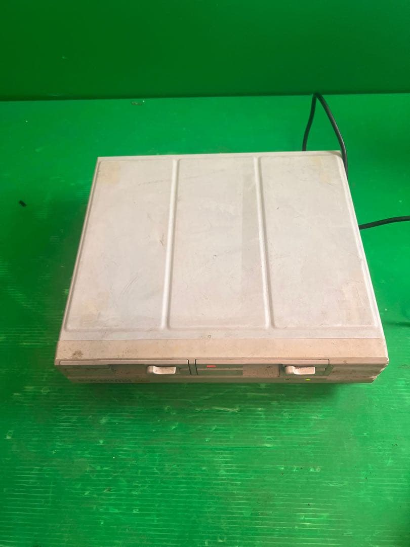 NEC PC-8801 MH デスクトップPC 使用感あり 通電確認のみ