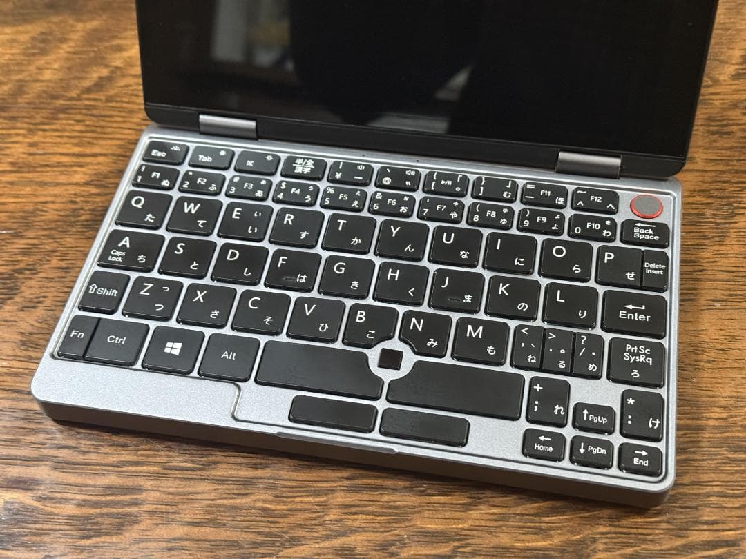 【極美品】CHUWI MiniBook Core m3-8100Y／8／256