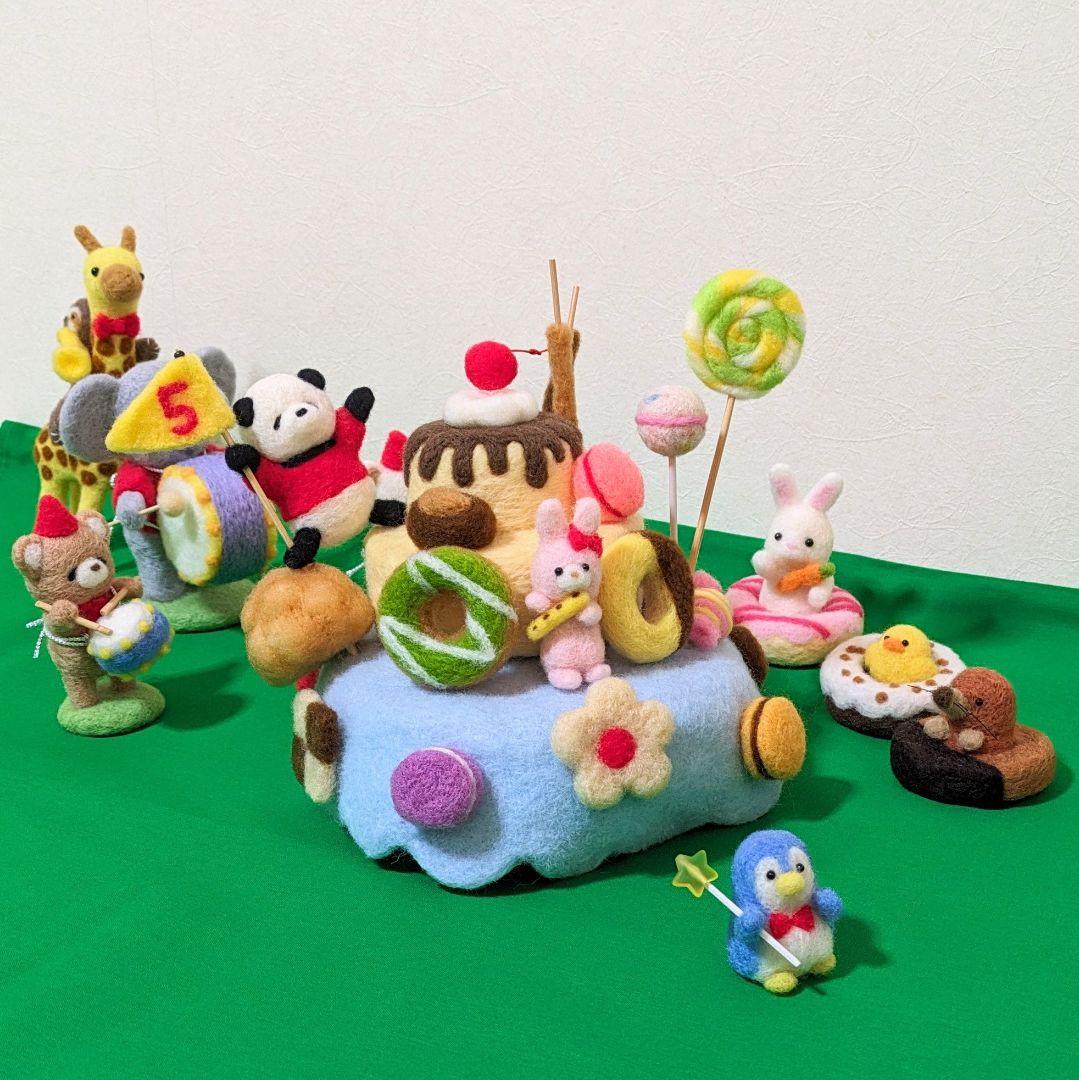 yano-kun 羊毛フェルト 作品 おかしパレード