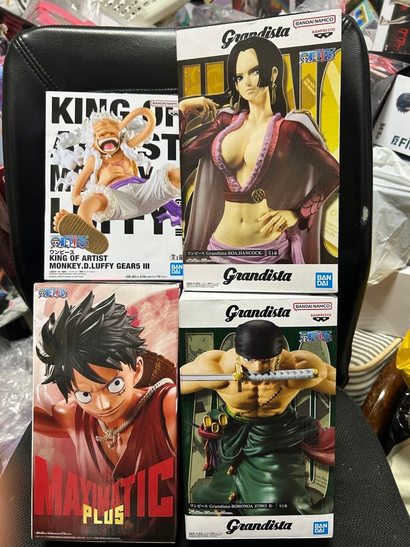 ワンピースフィギュア4点セット　未使用