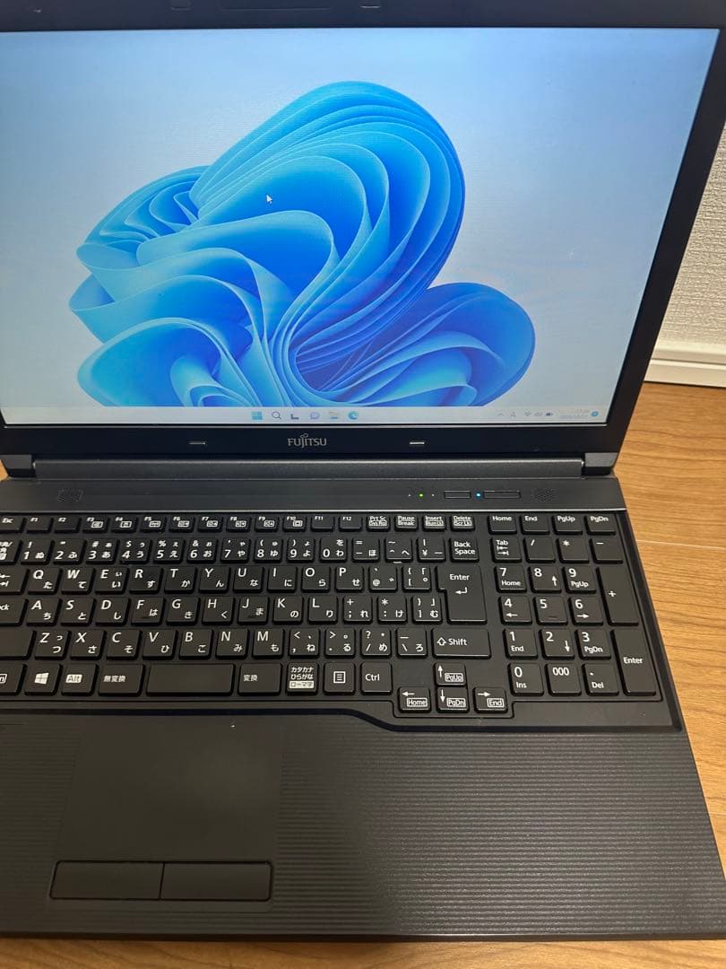 LIFEBOOK A576／P i5 8GB／SSD250GB 15.6インチ