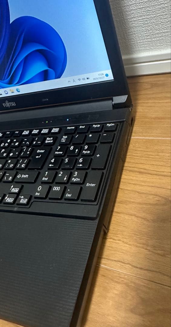 LIFEBOOK A576／P i5 8GB／SSD250GB 15.6インチ