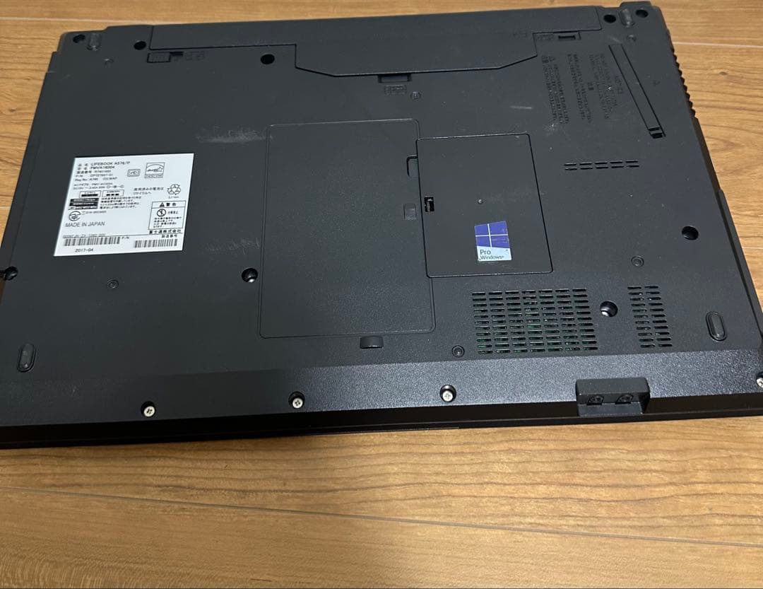 LIFEBOOK A576／P i5 8GB／SSD250GB 15.6インチ