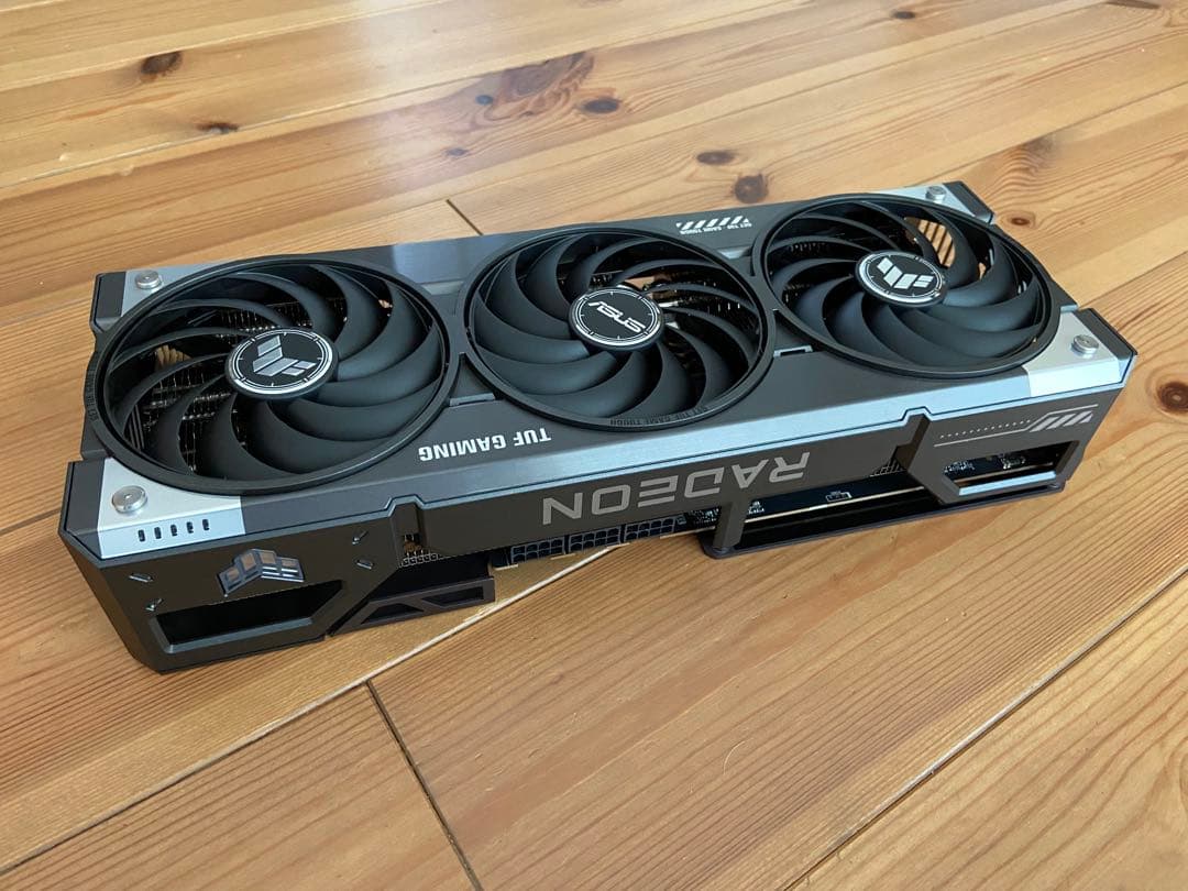 グラフィックボード・グラボ・ビデオカード ASUS Radeon RX 9070 XT 16GB