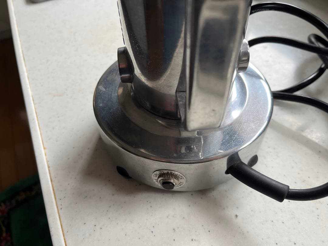 MASTER T-429　製粉機