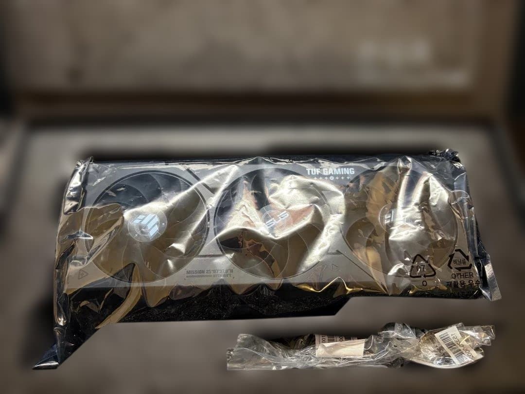 【領収書付】ASUS TUF GeForce RTX 4070 SUPER