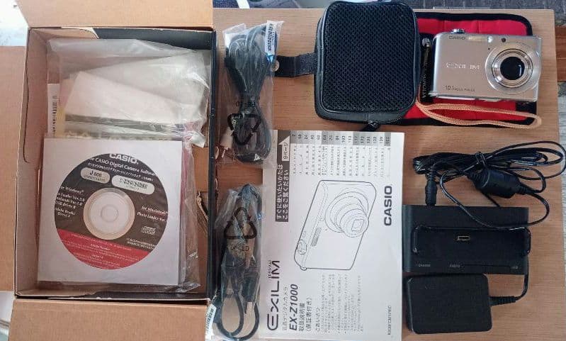 CASIO EXILIM EX-Z1000 コンパクトデジタルカメラ