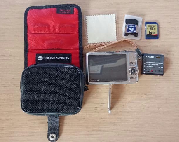 CASIO EXILIM EX-Z1000 コンパクトデジタルカメラ