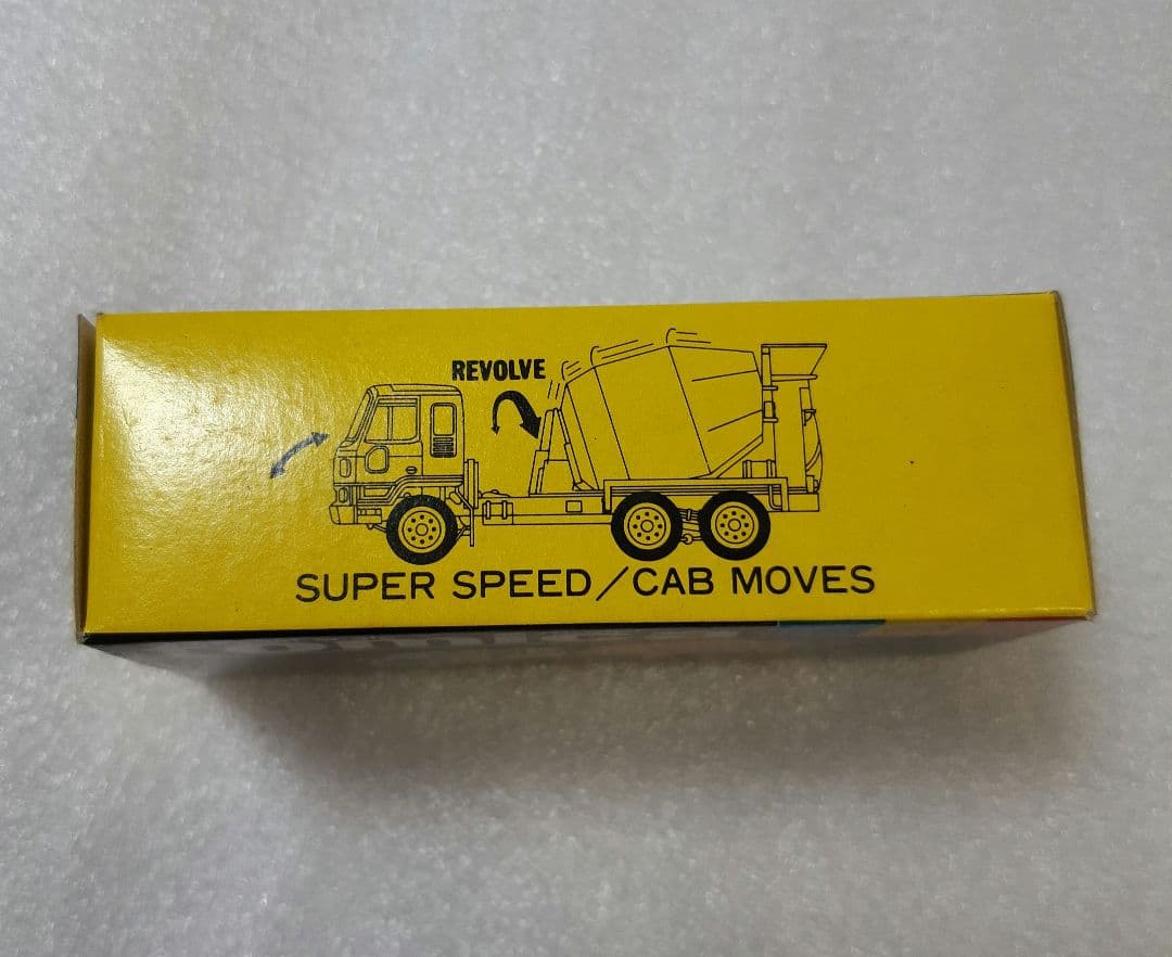 トミカ 53 ニッサン ディーゼル ミキサー車 TOMY