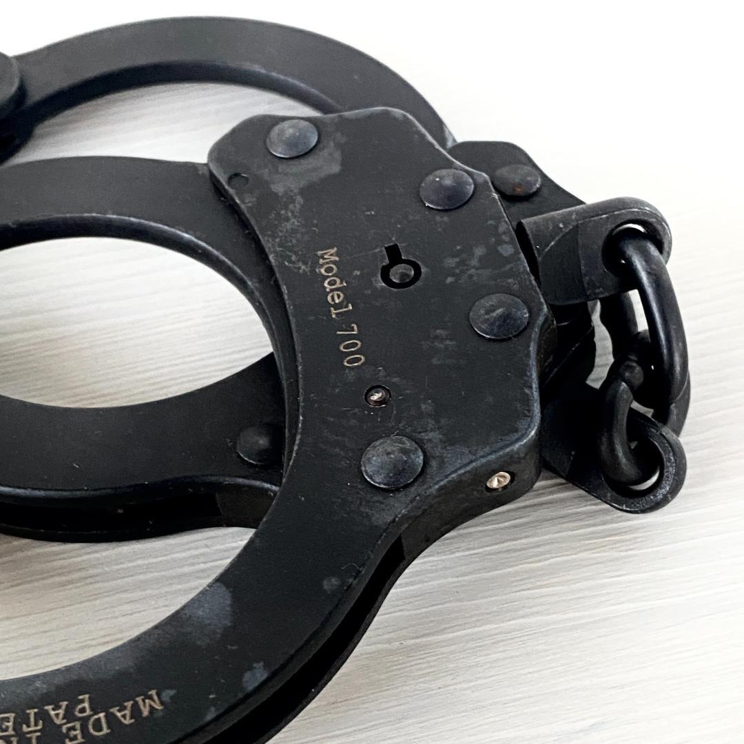 ピアレス　手錠 ハンドカフ Model700黒_5