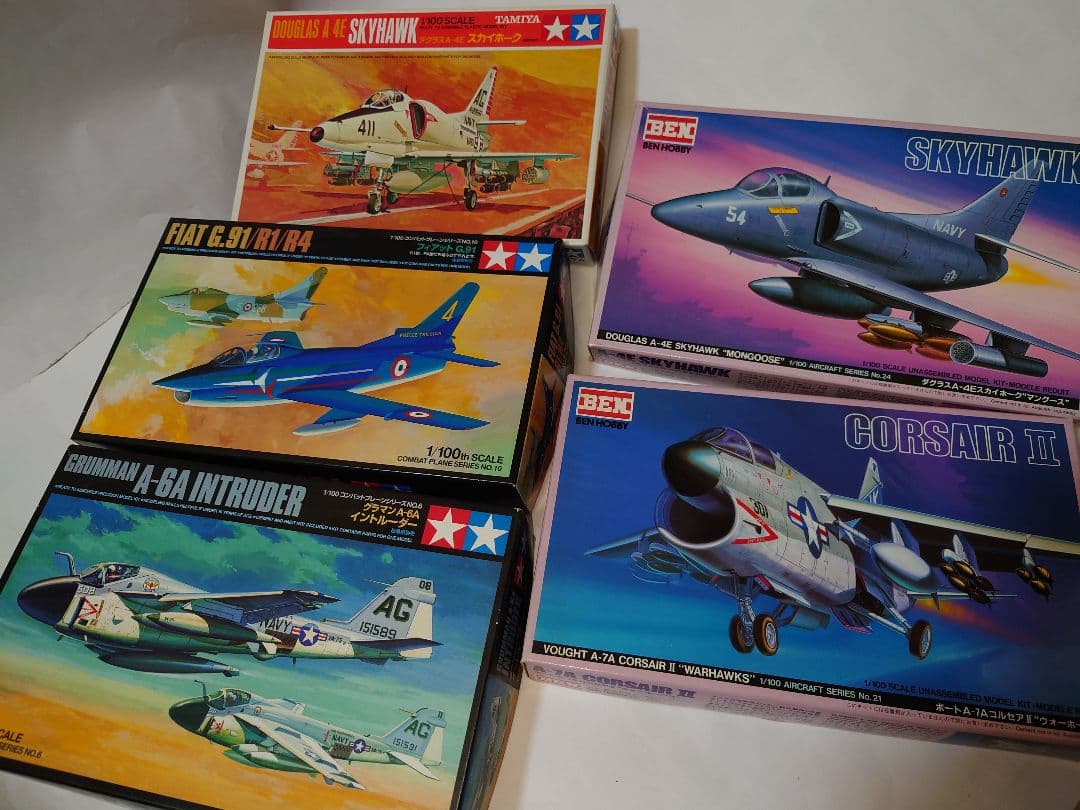 当時物プラモデル　戦闘機　ヘリコプター　零戦　1/100 希少レア　８個セット！