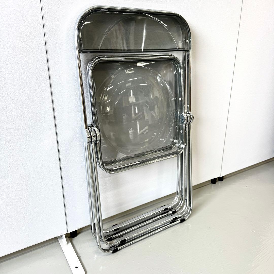 【美品】クリアチェア パイプ椅子　韓国インテリア　透明椅子 折り畳み可能