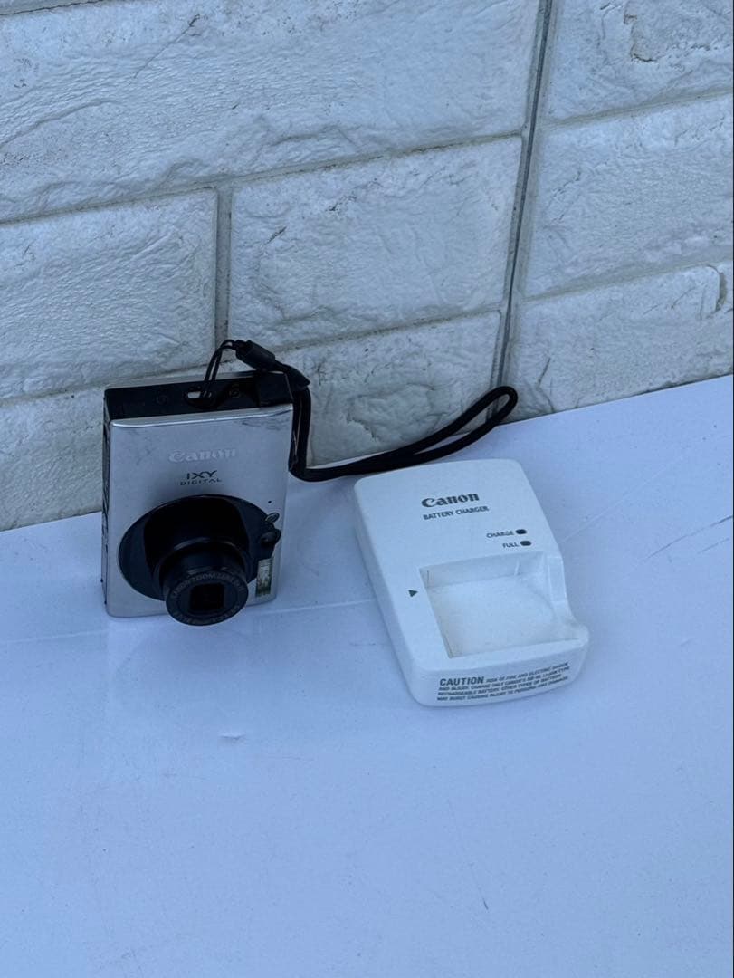 【限定セール】CanonデジタルカメラIXY DIGITAL 10 IXYD10