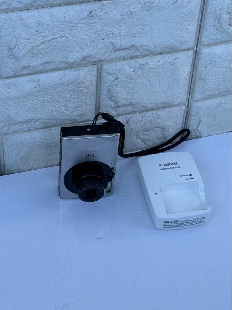 【限定セール】CanonデジタルカメラIXY DIGITAL 10 IXYD10
