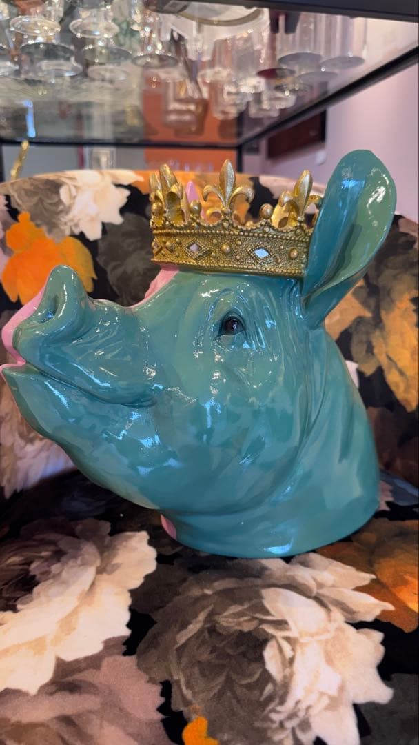 豚の頭部置物 ピンクと緑のツートンカラー