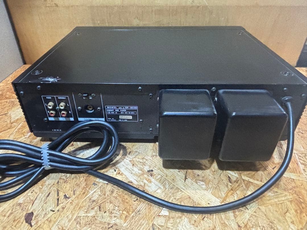 昭和レトロ CDプレイヤー CDP-555ESD ジャンク