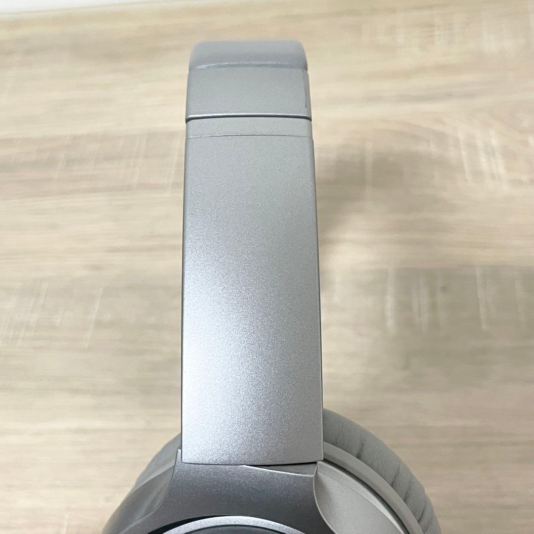 美品 BOSE QuietComfort 35 ワイヤレスヘッドホン シルバー