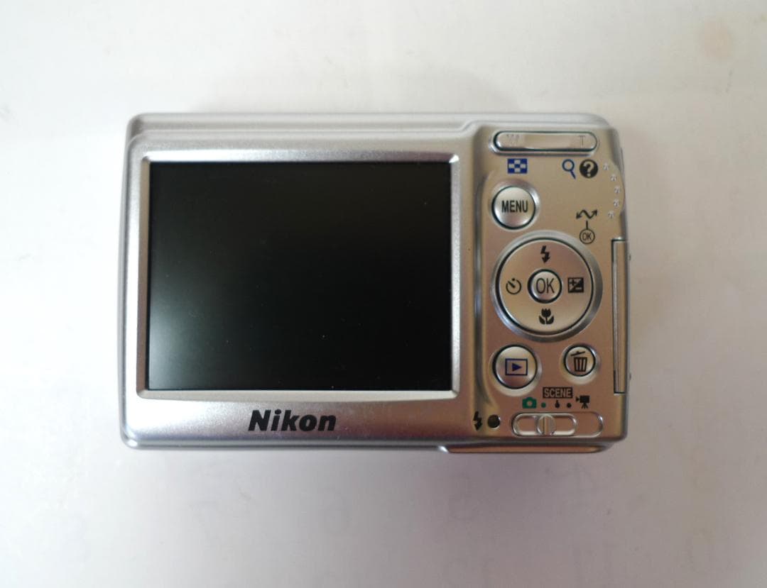 動作確認済★Nikon COOLPIX L12 コンパクトデジタルカメラ単三