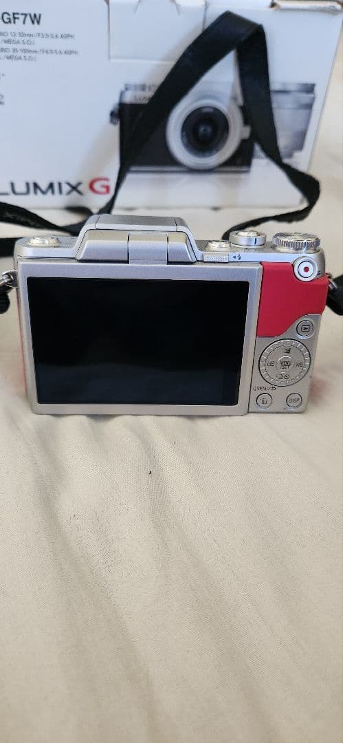 パナソニック ミラーレス一眼カメラ ダブルズームレンズ DMC-GF7W-S