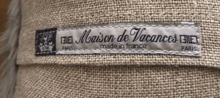 メゾンドバカンスのファークッション