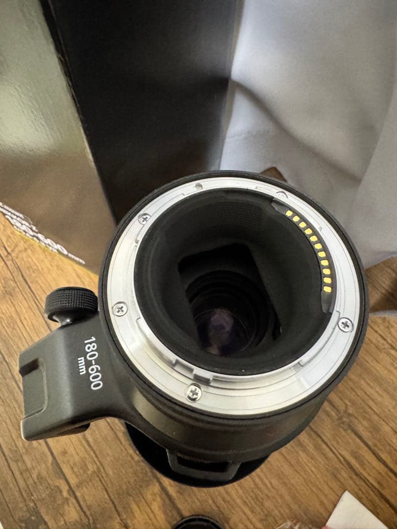 【新品同様】NIKKOR Z 180-600mm f/5.6-6.3 VR
