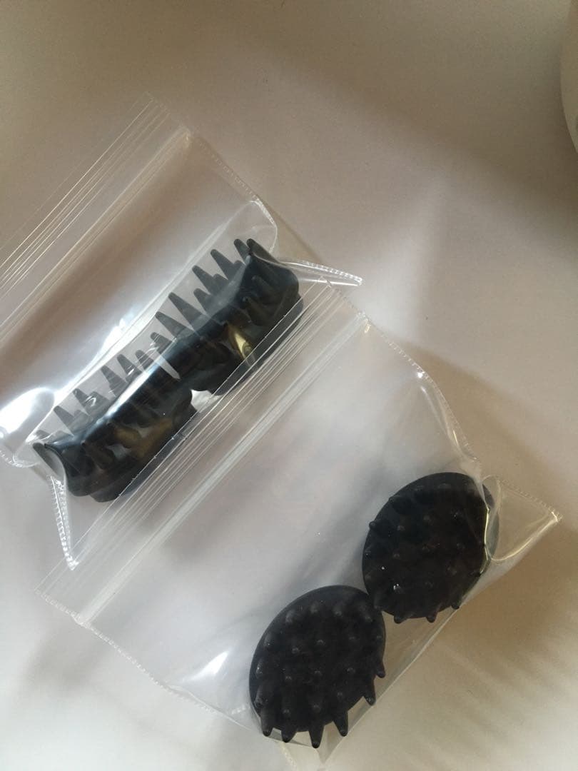 フェスティノ充電式EMSヘッドスパ　プレミア(ホワイト)