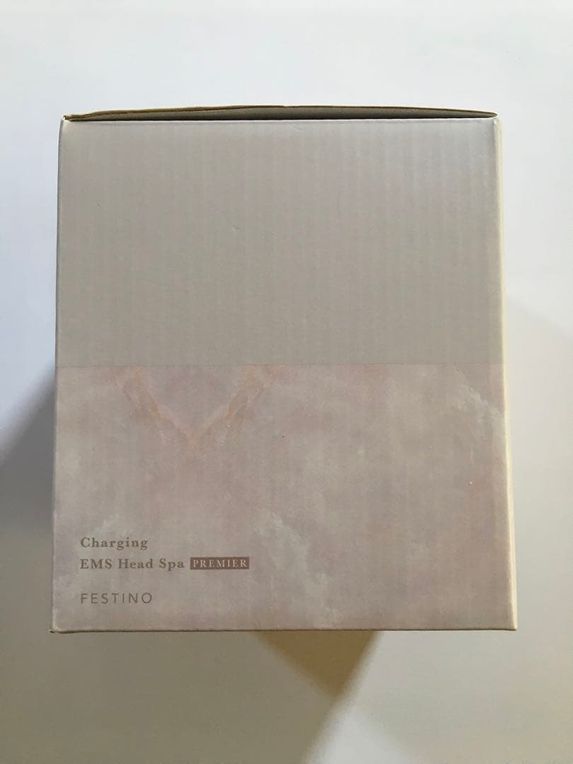 フェスティノ充電式EMSヘッドスパ　プレミア(ホワイト)