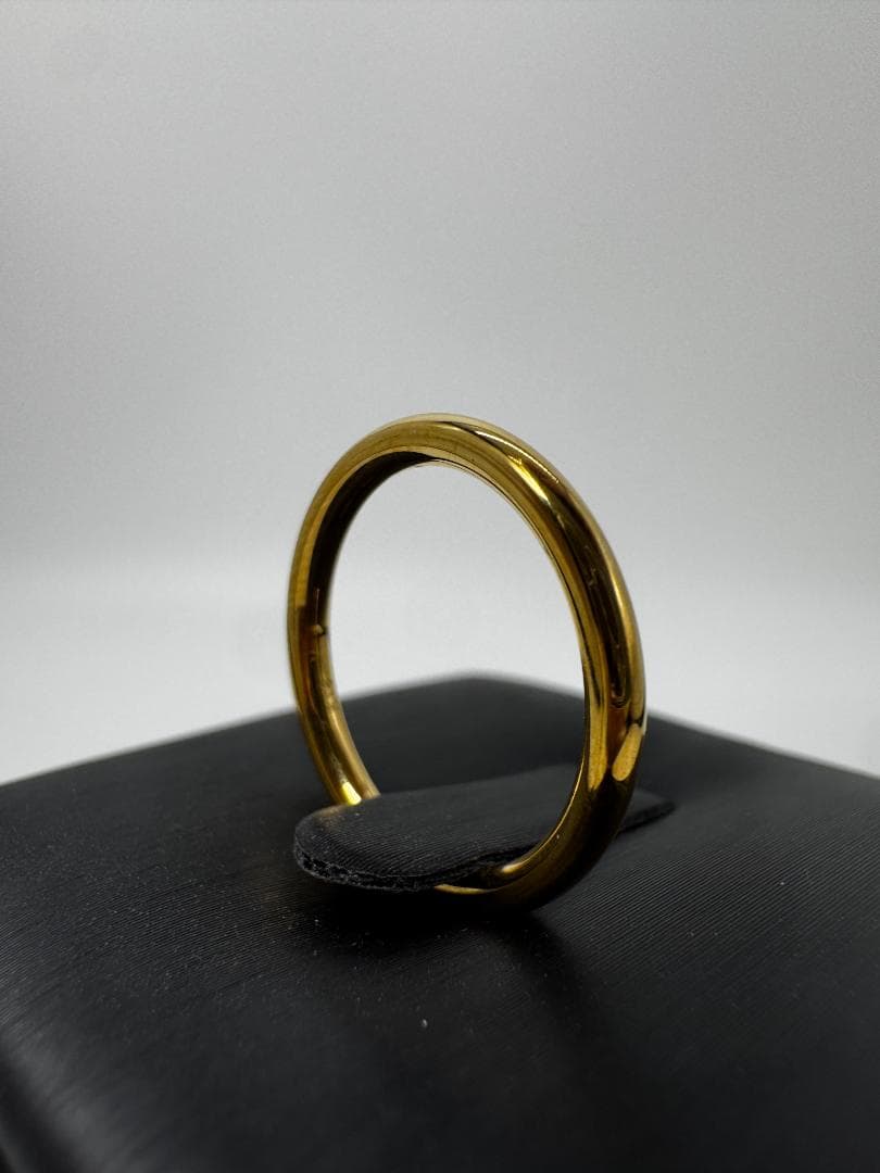 美品/日本製K18ゴールド シンプルバンドリング1.55g 11号