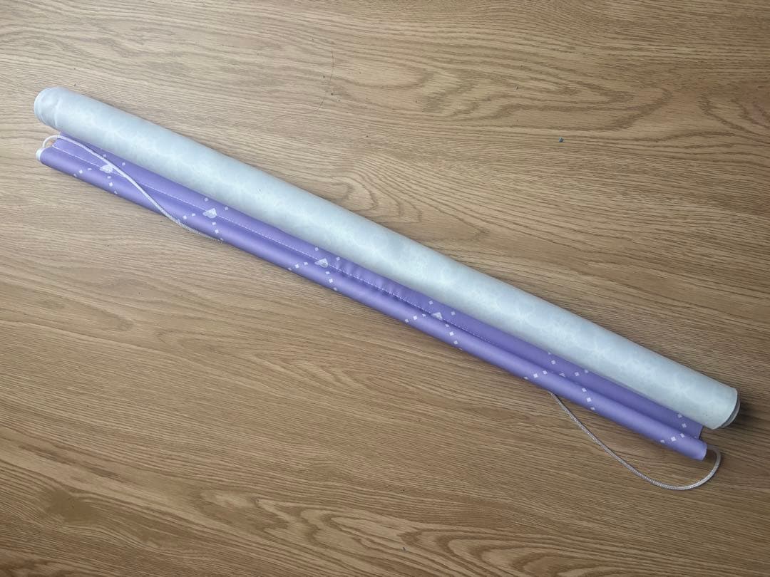 ニーディーガールオーバードーズ あめちゃん等身大タペストリー