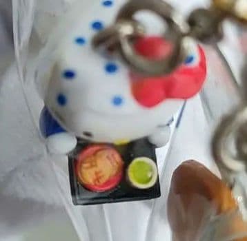 ハローキティ　埼玉限定　草加バージョン　草加せんべい　ストラップ　根付　ご当地