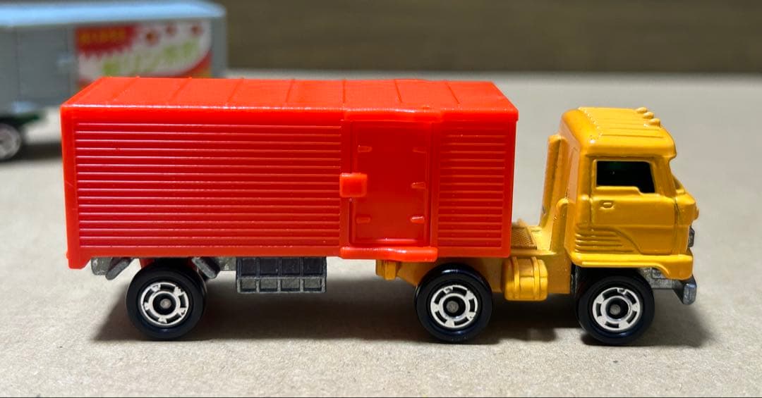 日本製 トミカ 日野 セミトレーラー 2台セット